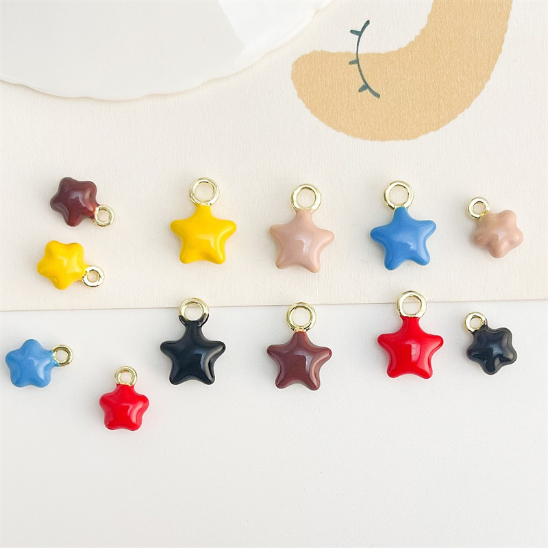 새로 도착한 50개/묶음 컬러 드롭 오일 만화 꽃 모양 - Men Accessories Locket 리뷰 및 가격